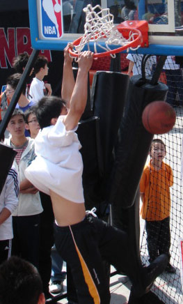 尽管他的恢 尽管他的恢