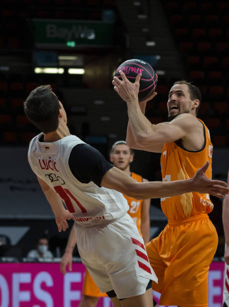 随着球队在 随着球队在